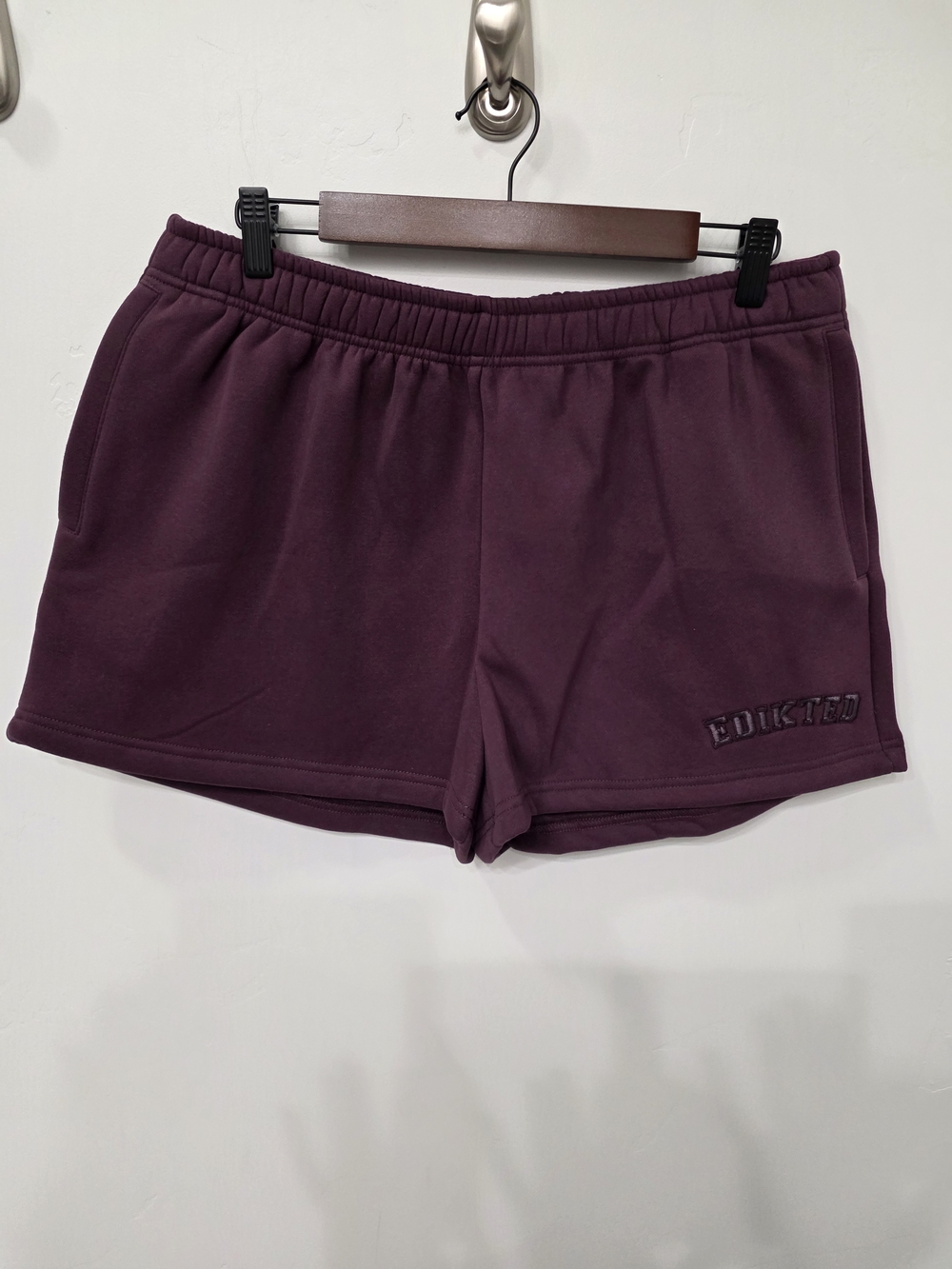 Edikted Girl Sweat Shorts Plum Size XL